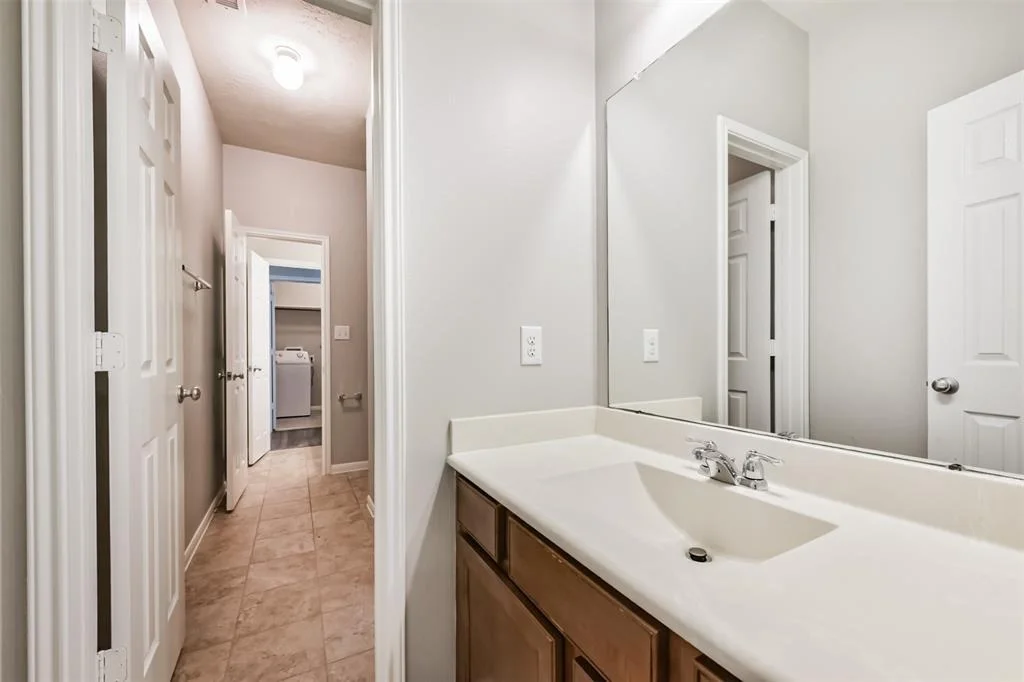 Photo of 5206 Lakota Trail