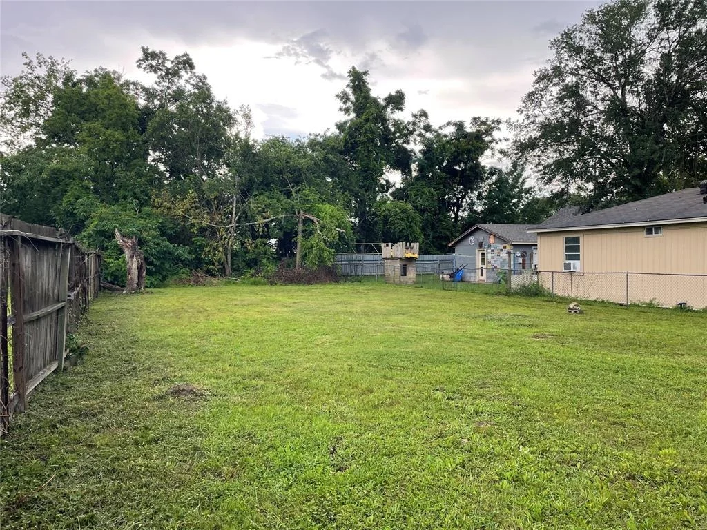 Photo of 207 Texas Street