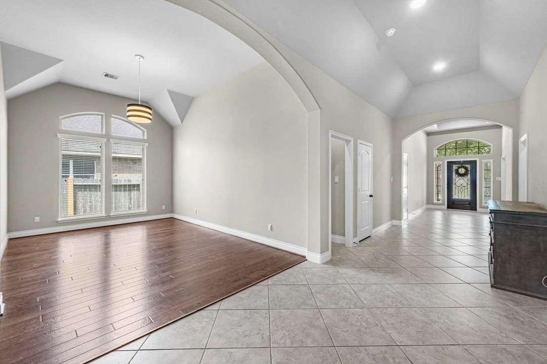 Photo of 4223 Misty Waters Lane