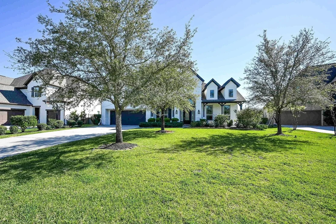 Photo of 34 Jaden Oaks Place