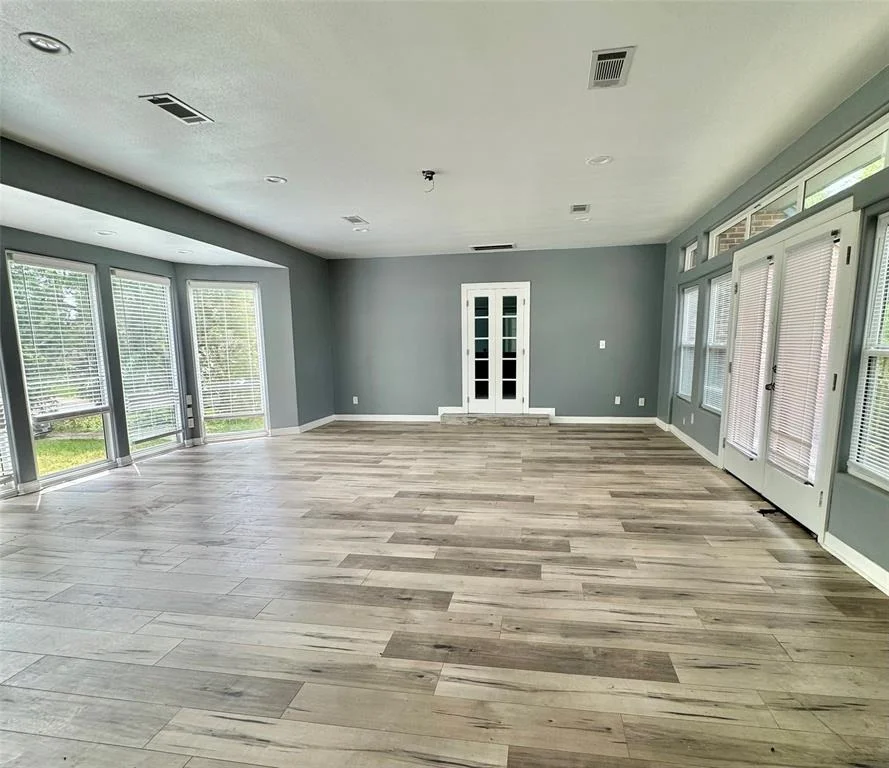 Photo of 4149 Ferndale Drive