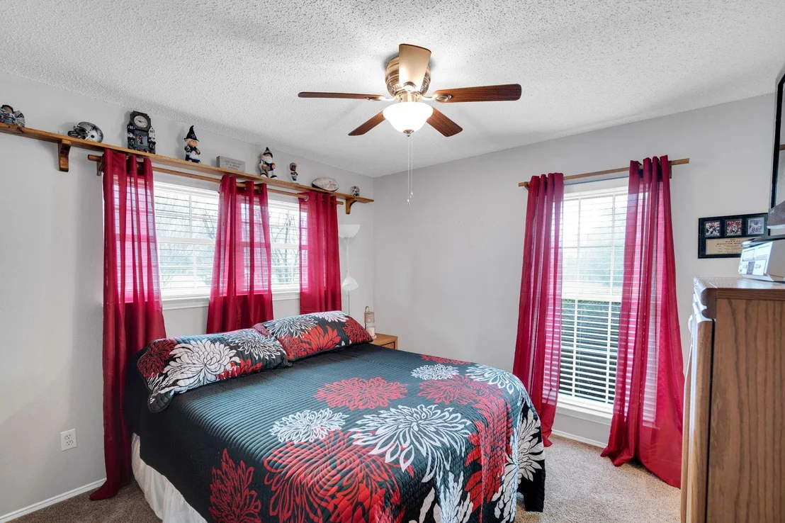 Photo of 609 Shallow Creek Drive