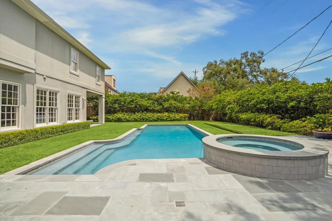 Photo of 5565 Tilbury Drive