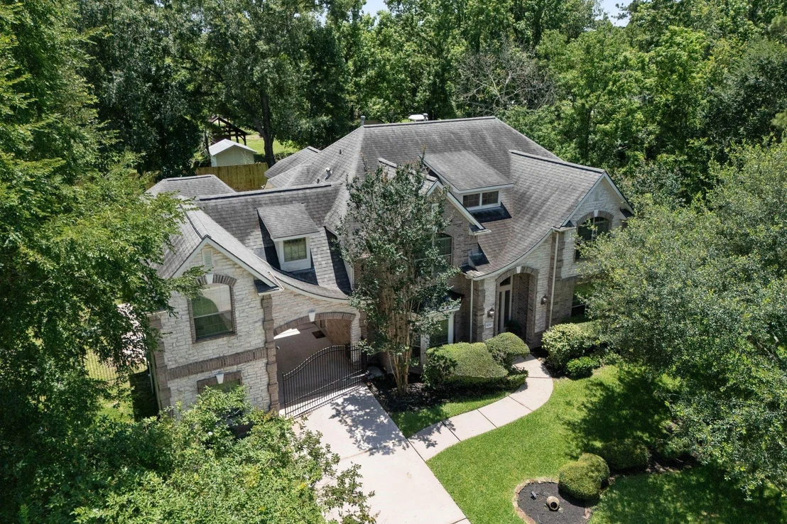 Photo of 9050 Forest Cliff Court