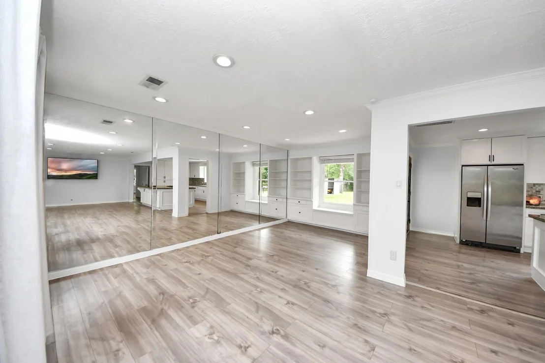 Photo of 7439 Santa Fe Drive
