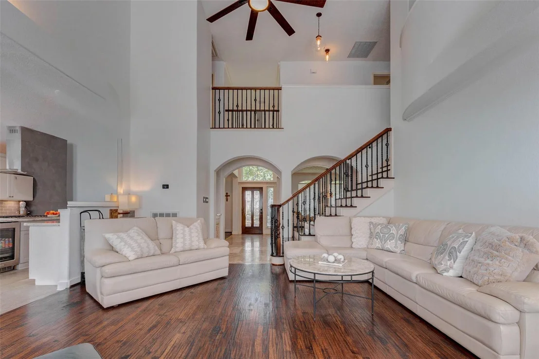 Photo of 1519 Darnley Lane