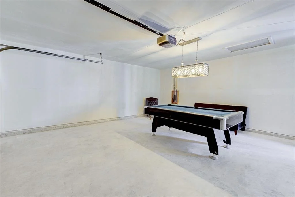 Photo of 2650 Lark Lane