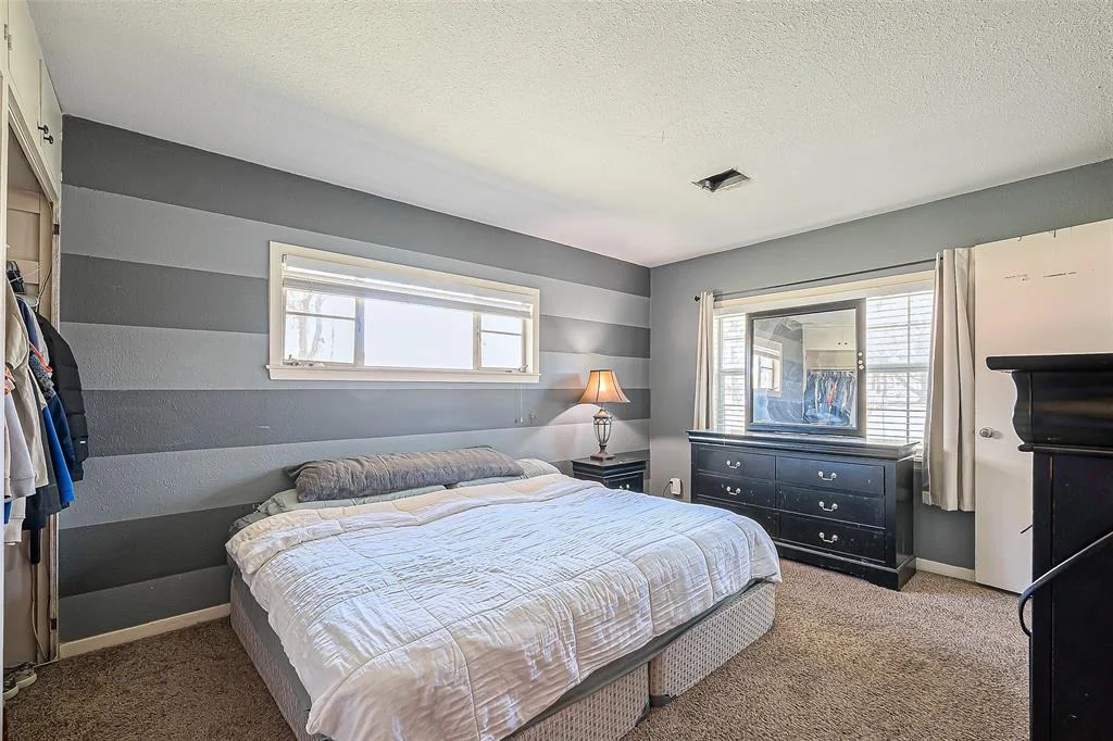 Photo of 230 Grammar Road
