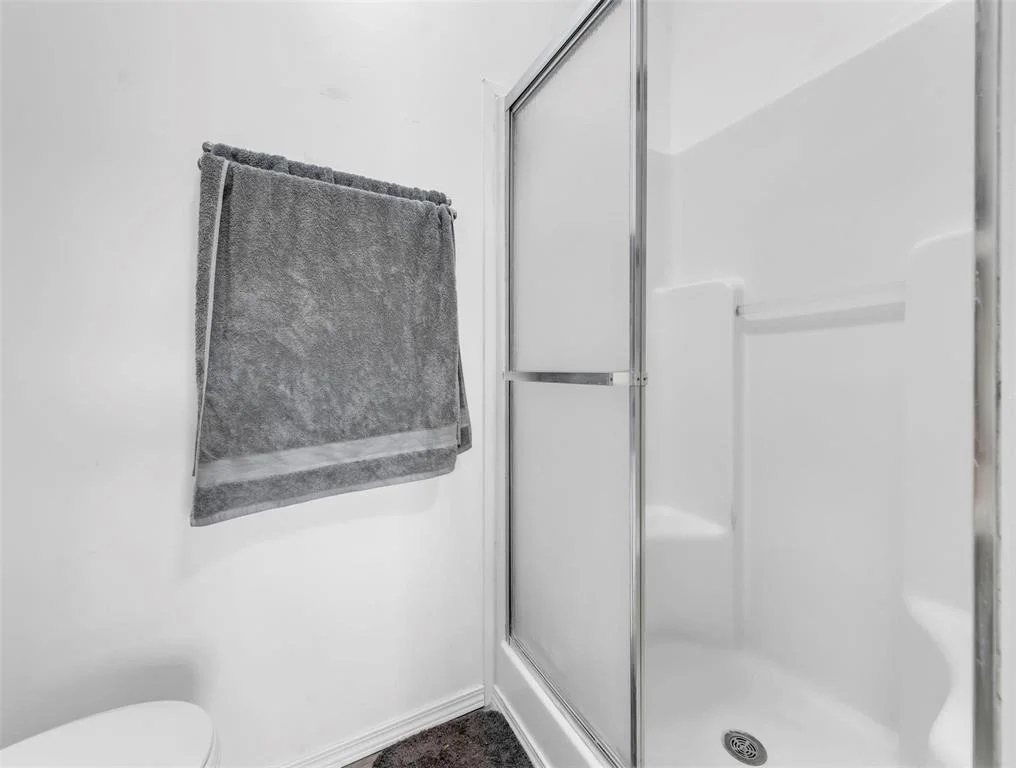 Photo of 336 River Oaks Drive