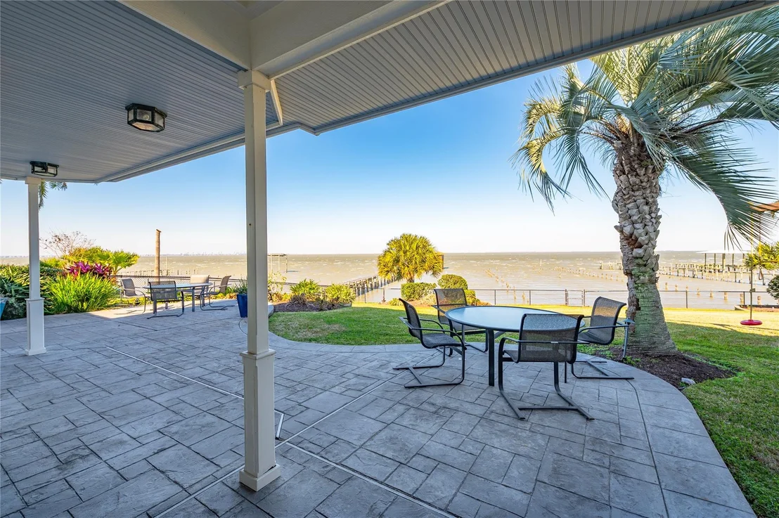 Photo of 5123 W Bayshore Drive