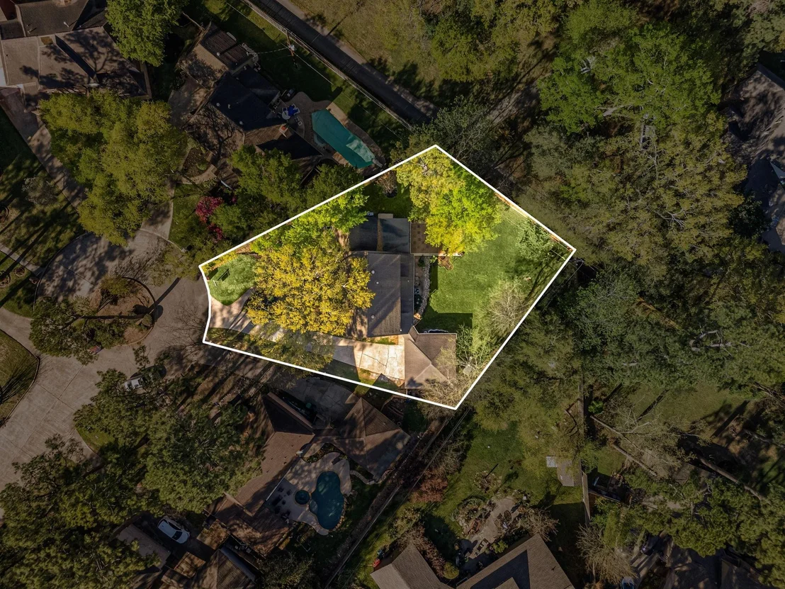 Photo of 8207 Colonial Oaks Lane