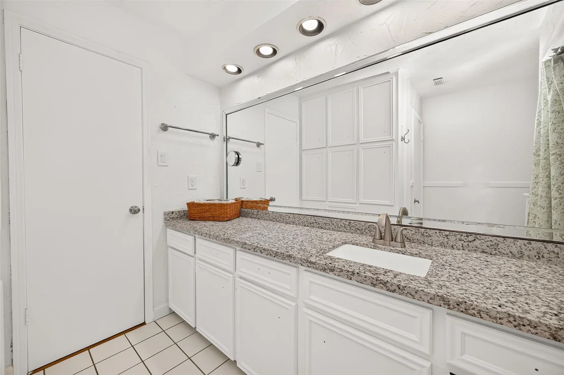 Photo of 17314 Tall Cypress Drive