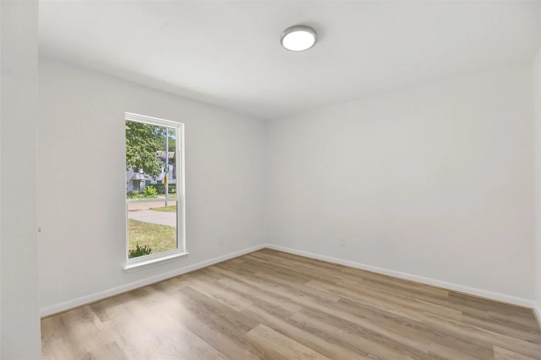 Photo of 3834 Gladeridge Drive