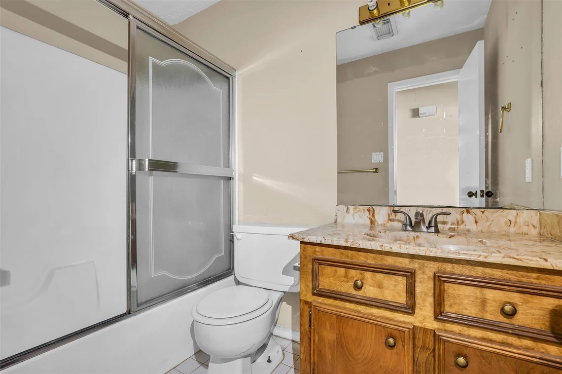 Photo of 168 Greenleaf Lane