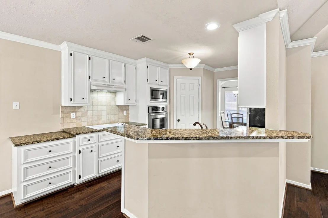 Photo of 101 Lakeside Drive