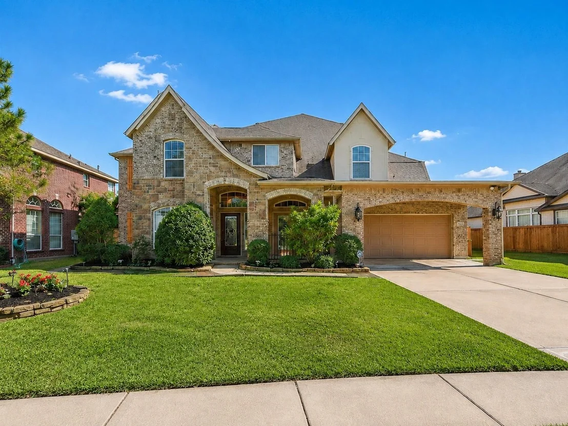 Photo of 2421 Harbor Chase Drive