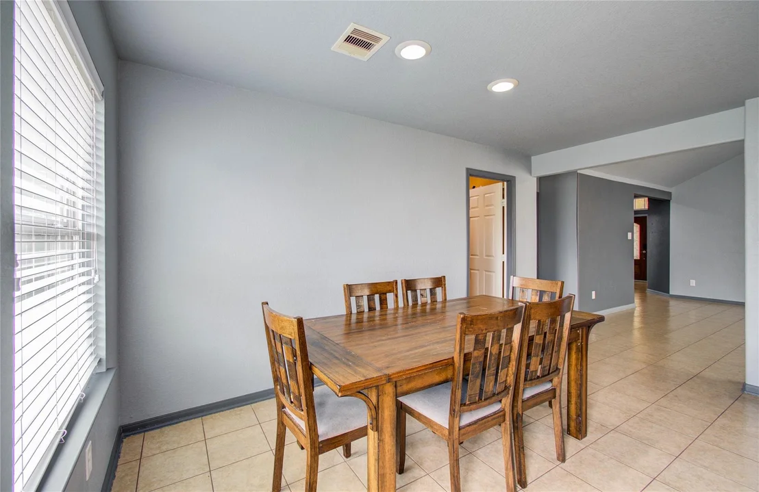 Photo of 1805 Foxglove Drive