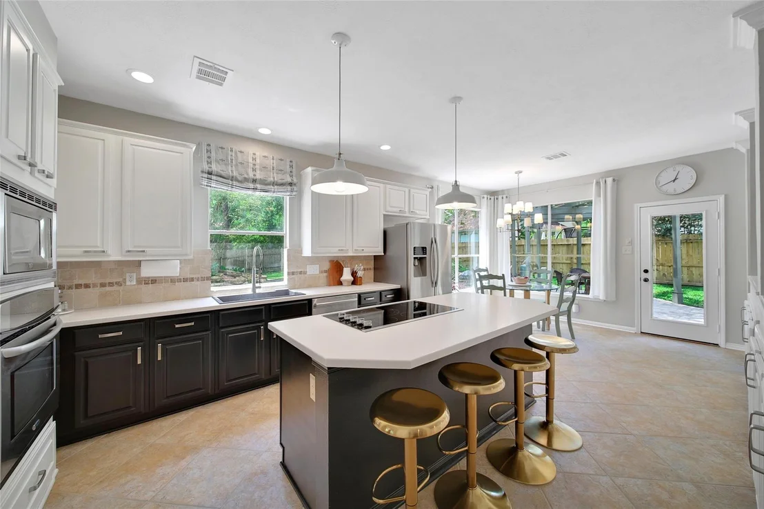 Photo of 43 E Sandalbranch Circle