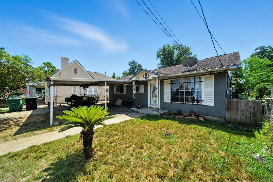 Photo of 4924 Park Drive