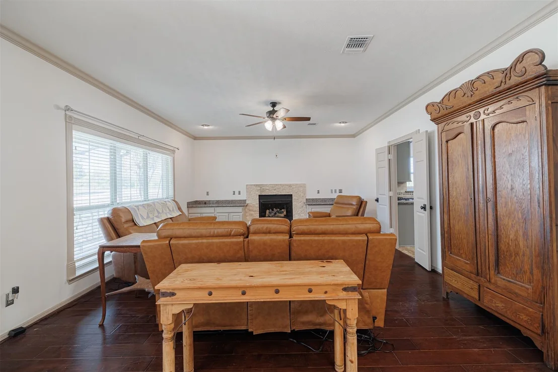 Photo of 1520 Lakefield Drive