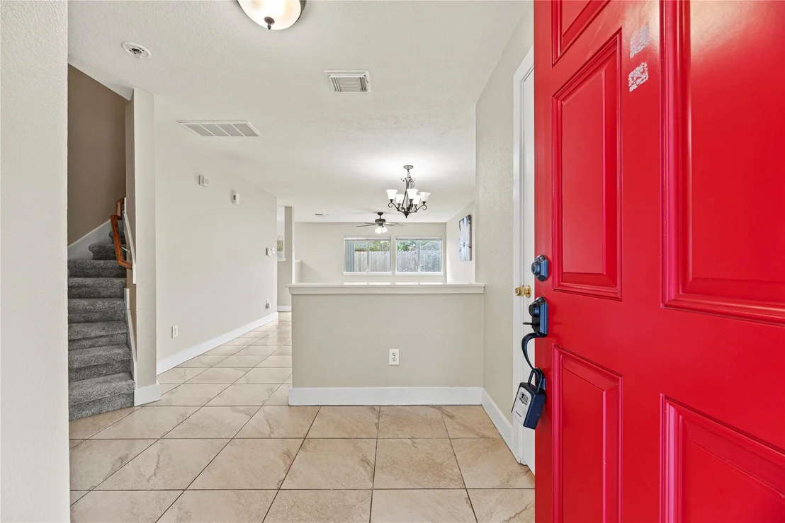 Photo of 5715 Silver Oak Drive