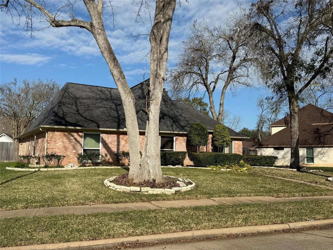 Photo of 1222 Bittersweet Drive