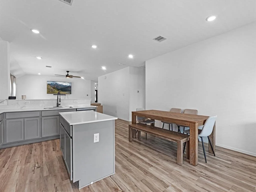 Photo of 3803 Falling Moon Lane