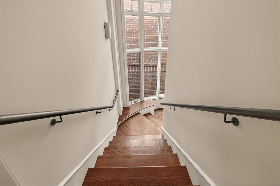 Photo of 315 Sugarberry Circle