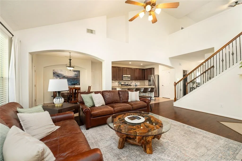 Photo of 21247 Albany Park Lane