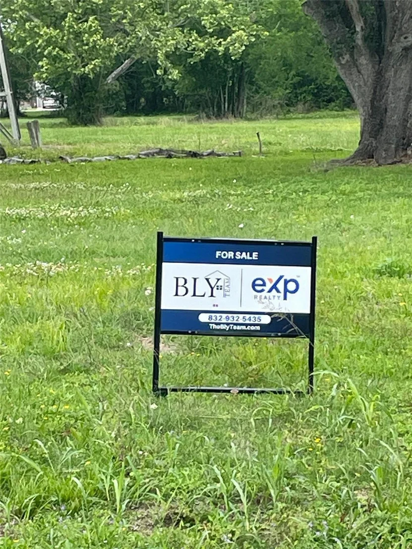 Photo of 2815 Timber Drive