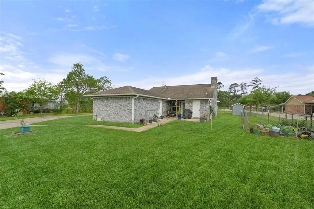 Photo of 16706 Bear Bayou Drive