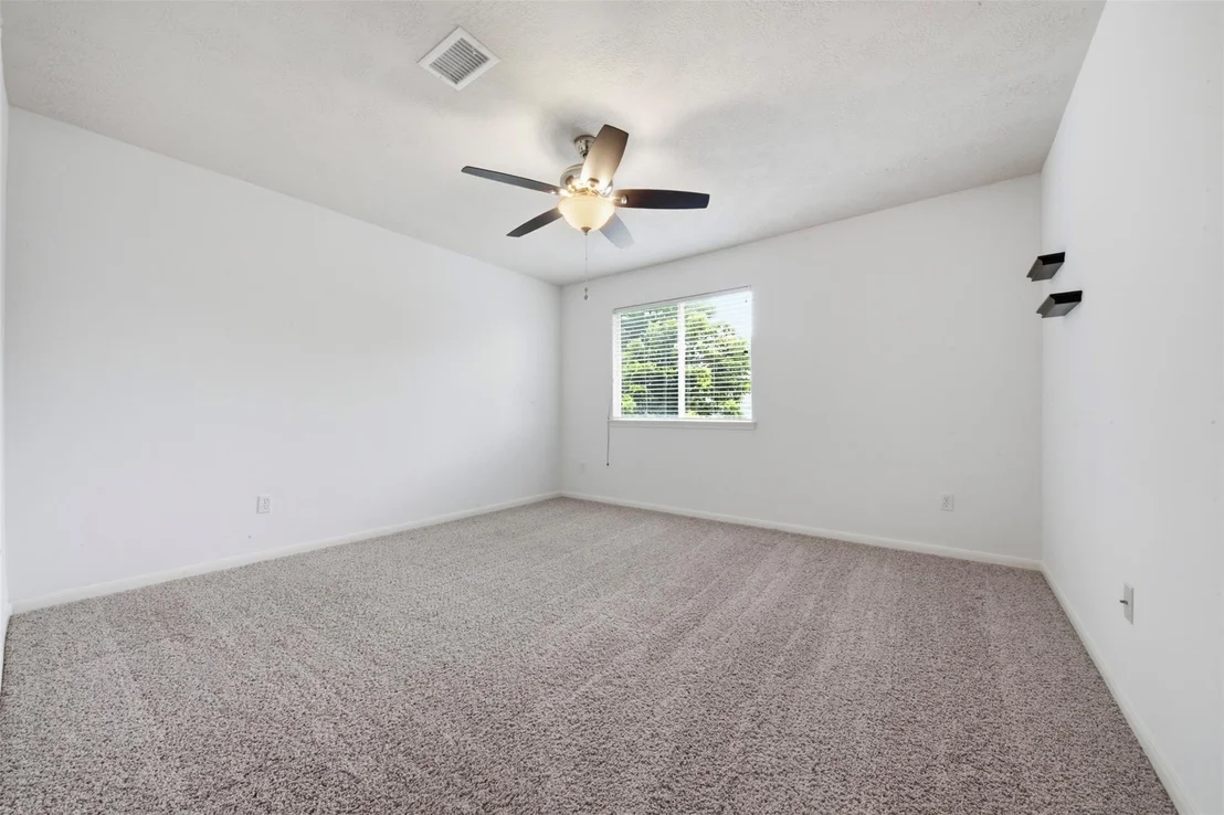 Photo of 2446 Halstead Drive