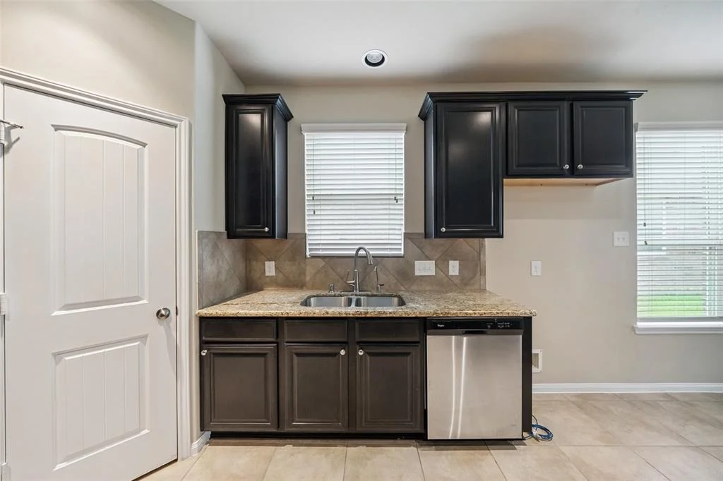 Photo of 1306 S Maple Drive