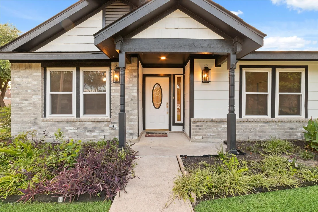 Photo of 10114 Twilight Moon Drive
