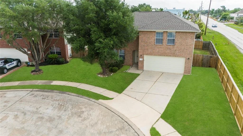 Photo of 5902 Shining Leaf Court