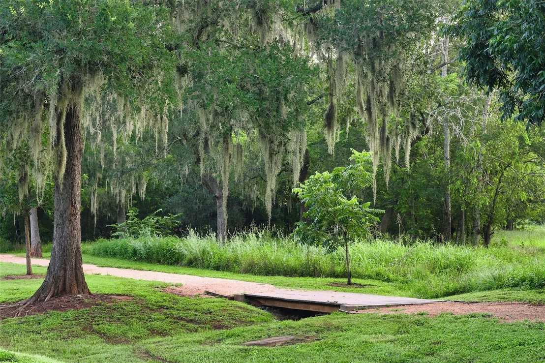 Photo of 30803 Riverlake Road