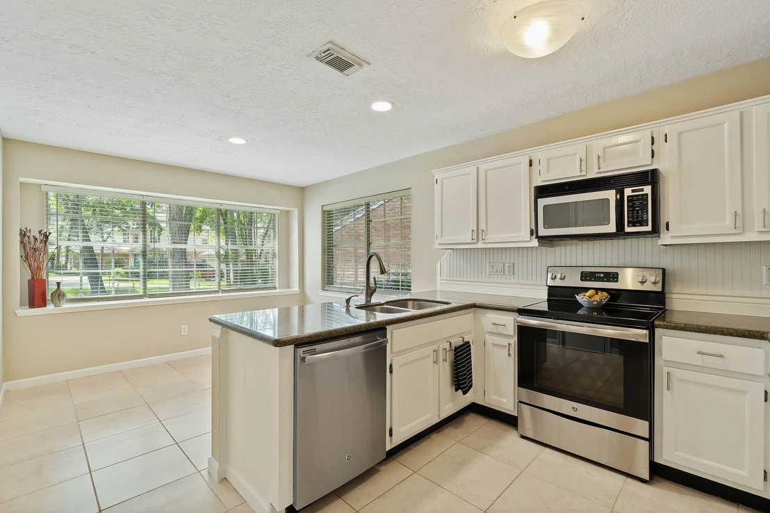 Photo of 26 Diamond Oak Court