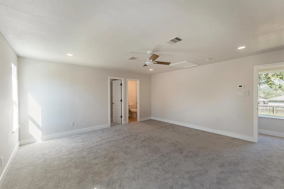 Photo of 2002 Shadow Bend Drive