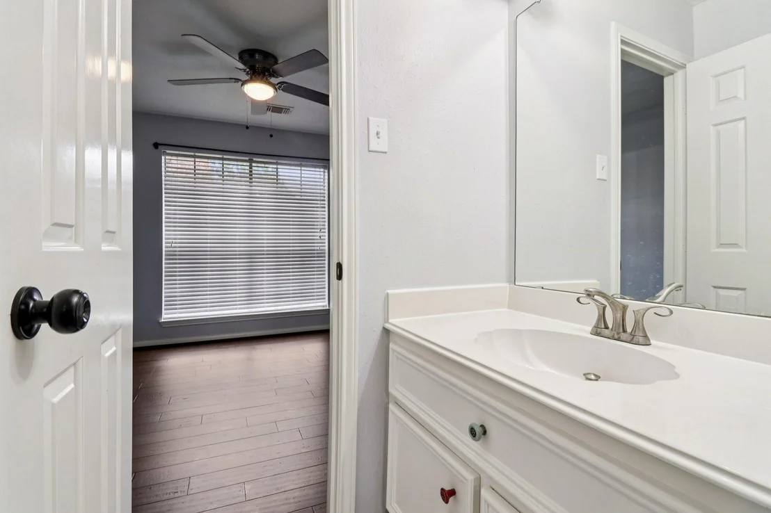 Photo of 8003 Oceanside Drive