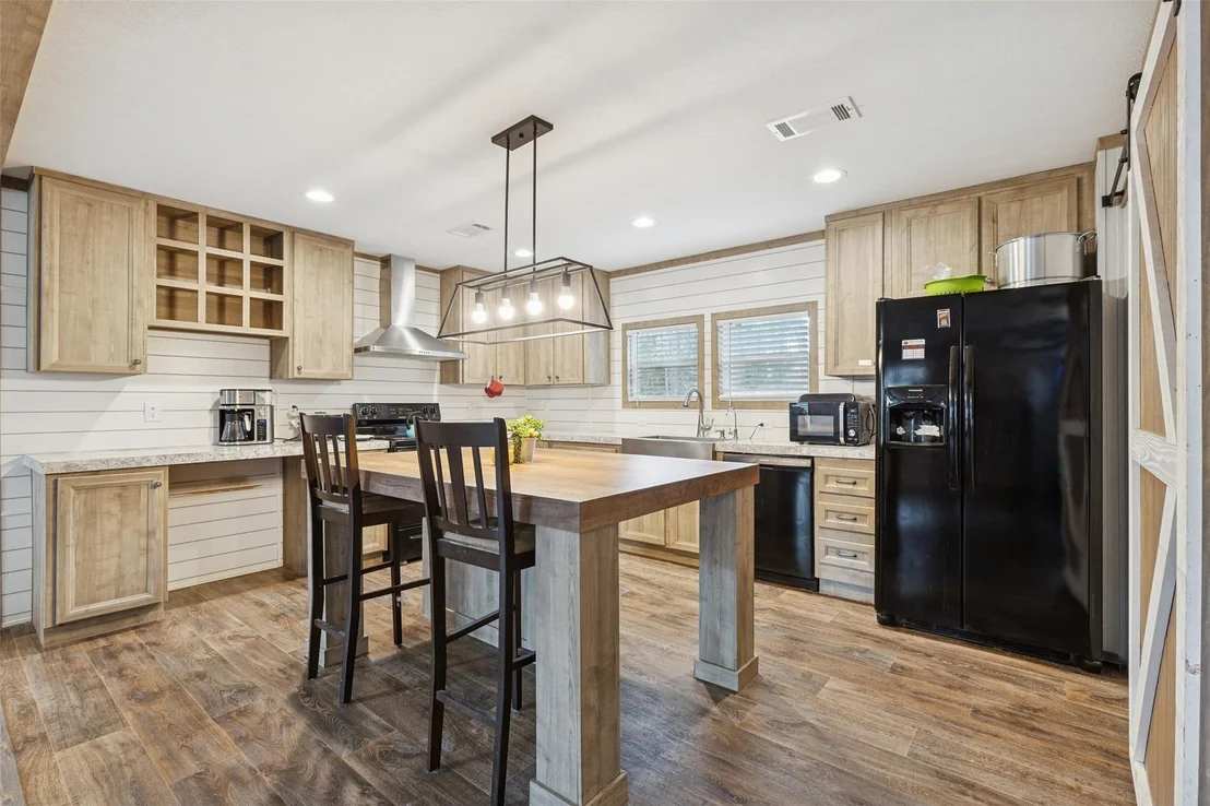Photo of 146 Marina Drive