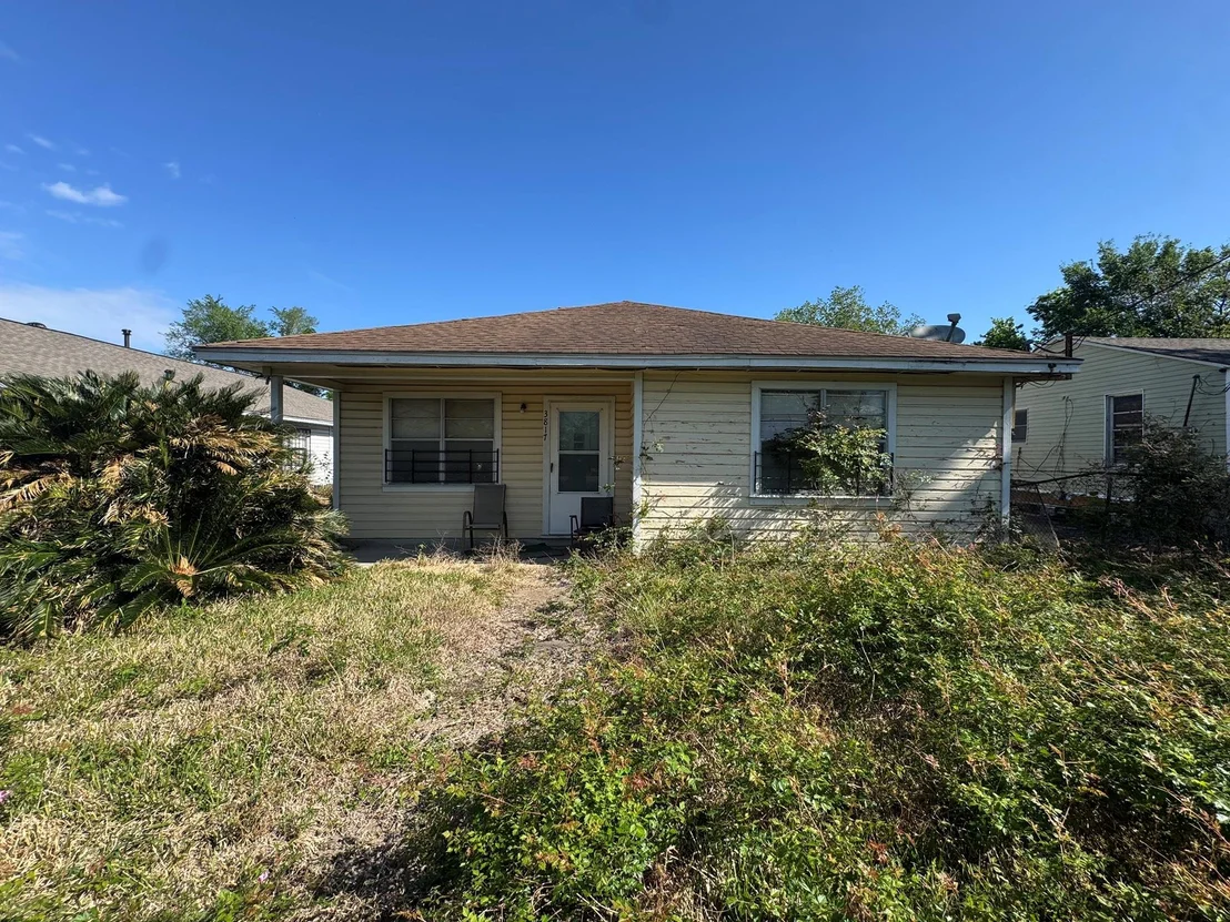 Photo of 3817 Mohawk Street