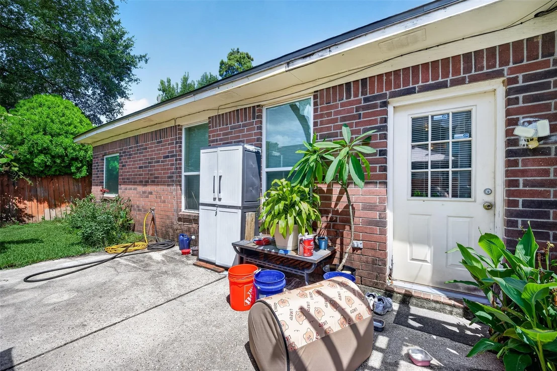 Photo of 7230 Oak Walk Drive
