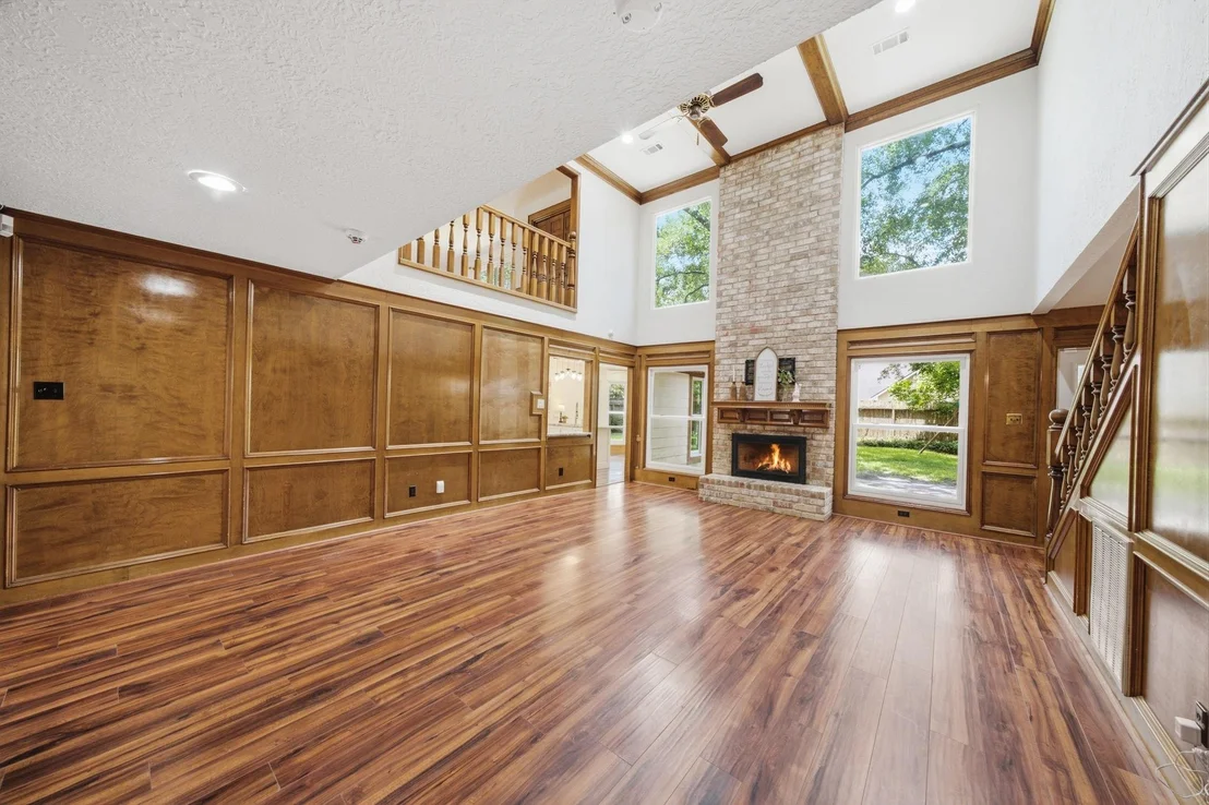 Photo of 12030 Laneview Drive
