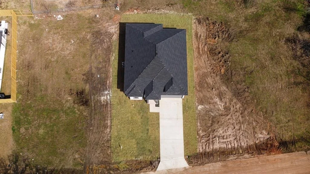 Photo of 175 Deep Woods Lane