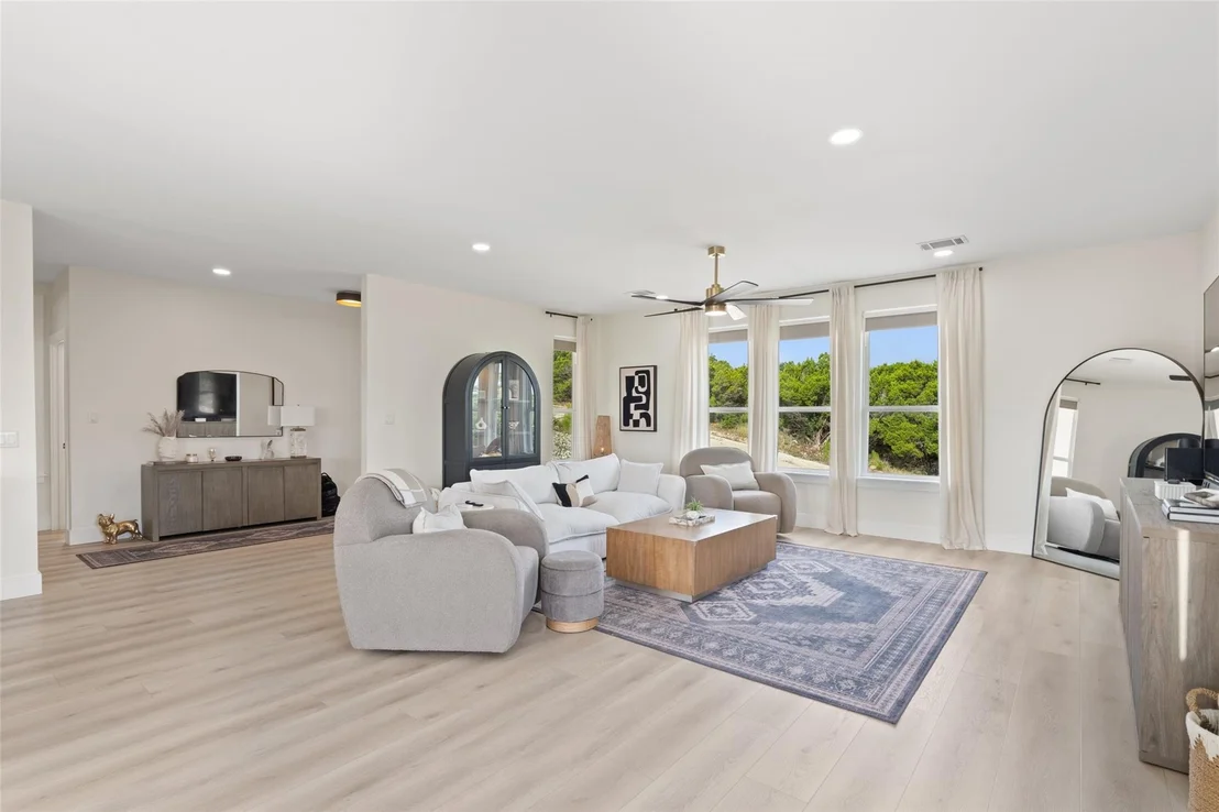 Photo of 8303 Tombstone Cove