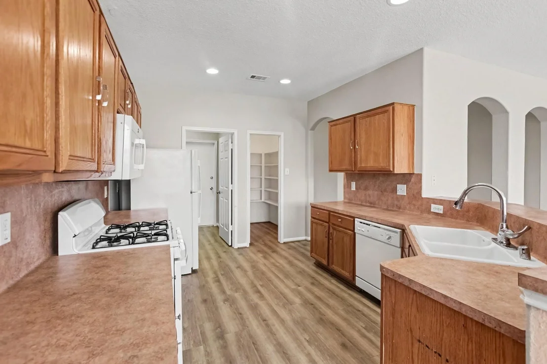 Photo of 914 Brady Bend Drive