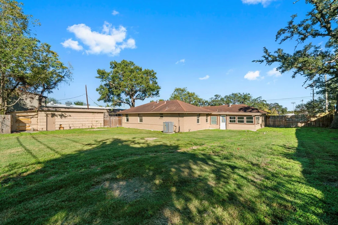 Photo of 1723 Campbell Road