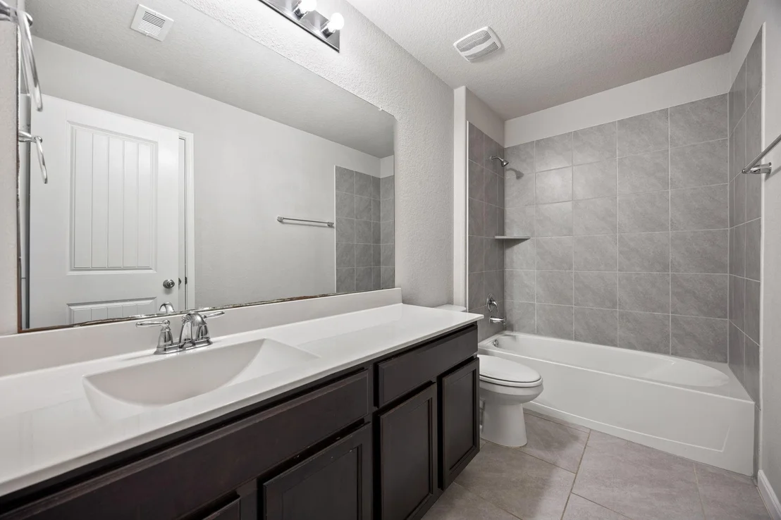 Photo of 18442 Grayson Bluff Way