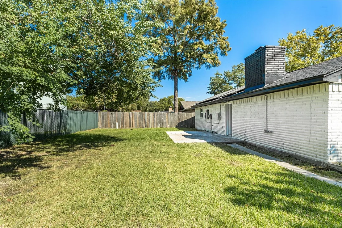 Photo of 11203 Rousseau Drive