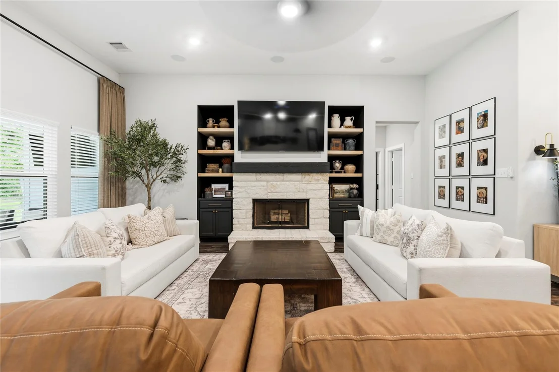 Photo of 21202 Peach Bend